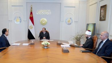 السيسي .. يلتقى رئيس مجلس الوزراء، ووزير الأوقاف ويوجه بتحسين أحوال الائمة