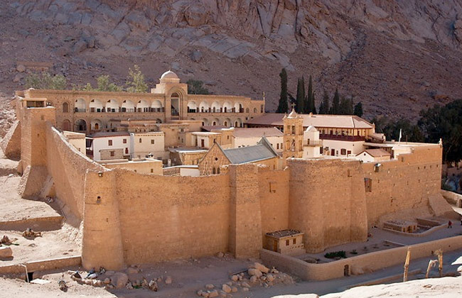 سانت كاترين. حيث تُبطئ الجبال إيقاع القلب. محمد رمضان أمين