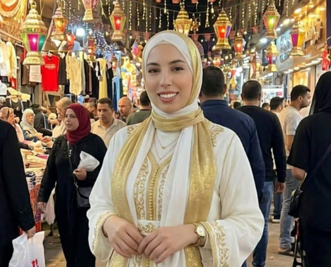 وانتصف الشهر... إسراء محمد