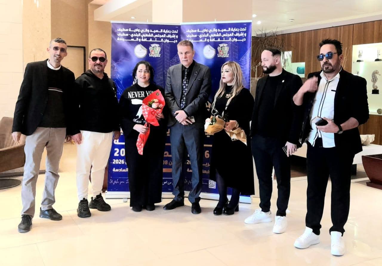 حفاوة جزائرية بالنجوم.. بمهرجان الأيام السينمائية الدولية بسطيف تستقبل هند عاكف وعايدة رياض بالورود