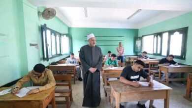وكيل الأزهر يتابع امتحانات الشهادة الثانوية ميدانيًا وإلكترونيًا