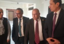 قيادات جامعة القاهرة تواصل الجولات التفقدية لمتابعة الامتحانات