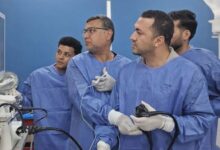 استخراج 100 مسمار وصامولة من معدة مريض  بمستشفيات جامعة بني سويف