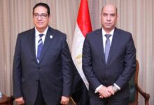 رئيس جامعة القاهرة ووزير العمل يناقشان آليات دعم تشغيل الخريجين