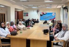 ندوة " المجتمع المدني وتعميق الحياة السياسية بإعلام السويس"