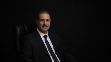 في سرادق العزاء لا تقدم المرض في زجاجة ماء