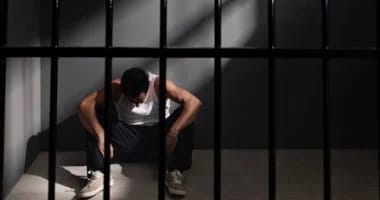 "أنا من البنك".. لماذا تنتشر جرائم انتحال صفة موظفي البنوك؟