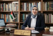 مقاعد الخلود: كيف أنقذني معلم التاريخ من نسيان التاريخ؟