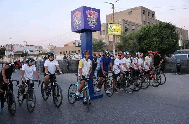 المنيا تستضيف أول سباق «ريد بُل لف ودوران» للدراجات في مصر