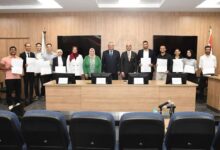 رئيس جامعة عين شمس يكرم طلاب كليتي الهندسة والحاسبات والمعلومات