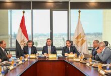اجتماعًا ثلاثيًا بالعلمين لمتابعة الخطوات التنفيذية للمشروع القومي «كاري أون»