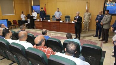 محافظ بني سويف يشهد تدريب العاملين بديوان عام المحافظة