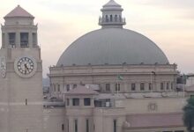 رئيس جامعة القاهرة يوجه بسرعة حسم مشكلة طالب كلية الصيدلة