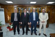 رئيس جامعة القاهرة يلتقي رئيس جامعة الأزهر