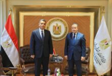 وزير التعليم العالي يستقبل محافظ البحر الأحمر