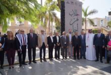 رئيس جامعة عين شمس والسادة النواب يشهدون رفع وتحية العلم