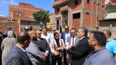 رئيس جامعة كفر الشيخ يشهد قافلة «معًا بالوعي نحميها» بالكفر الجديد