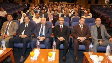 محافظ بني سويف يشهد فعاليات ورشة الذكاء الاصطناعي