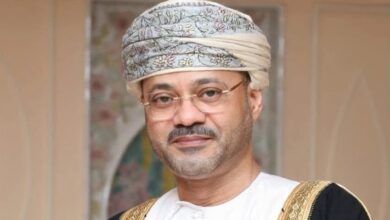 وزيرا خارجية سلطنة عمان وأمريكا يبحثان تطورات المنطقة وجهود خفض التوتر