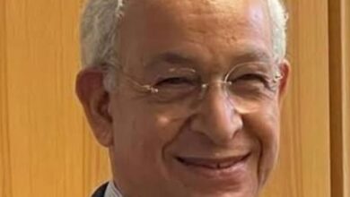 وسام فرنسي رفيع المستوى لأحد رموز جامعة القاهرة..
