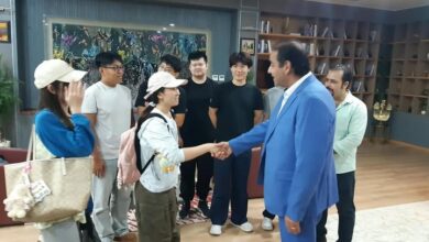 رئيس جامعة بورسعيد يستقبل 7 طلاب صينيين من جامعة شاندونغ