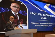 رئيس جامعة عين شمس يشهد اللقاء الترحيبي لطلاب الدفعة الأولى بكلية الطب