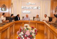 العشري يُكلف لجنة من غرفة القاهرة بالتواصل مع الشُّعَب التجارية
