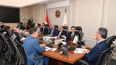 وزير التموين يبحث مع وفد البنك الإسلامي للتنمية والمؤسسة الدولية الإسلامية