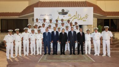 الفريق أسامة ربيع يكرم المرشدين من أصحاب الكفاءات ومسيرة العطاء المتميز