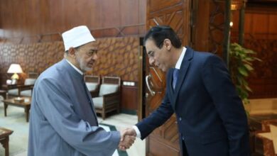 شيخ الأزهر يستقبل مساعد وزير الخارجية للشؤون القنصلية