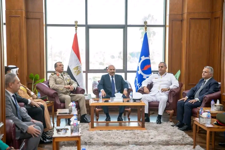 جامعة السويس 