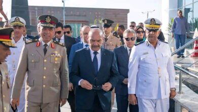 رئيس جامعة السويس