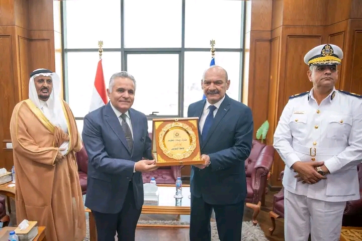 جامعة السويس 