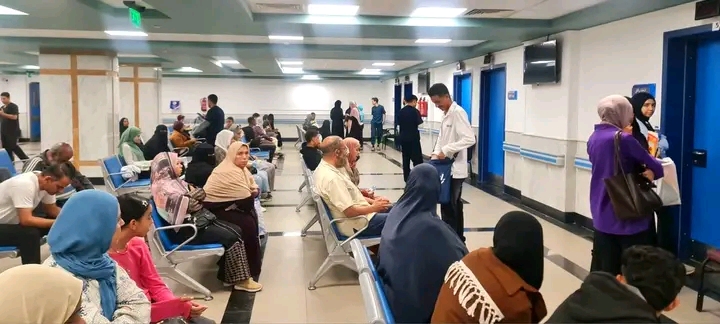 كلية طب الفم والأسنان