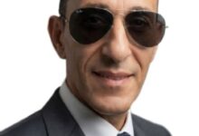 شعلة تنير الدرب " المعلم باني الأجيال وصانع المستقبل"