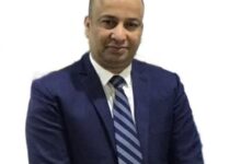 رئيس جامعة كفر الشيخ يهنئ الدكتور راضي علي