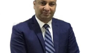 رئيس جامعة كفر الشيخ يهنئ الدكتور راضي علي