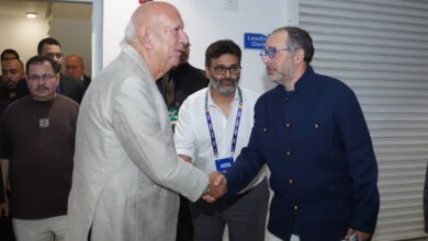 عمر خيرت يتألق في افتتاح مهرجان الفسطاط الشتوي بتنظيم وليد منصور