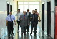 رئيس جامعة كفر الشيخ وحوار أبوي مع الطلاب