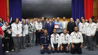 رئيس جامعة الإسكندرية يكرّم الطلاب الفائزين في البطولات الجامعية
