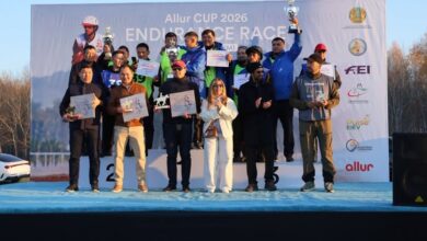 أريستانباي بطل محطة كازاخستان لسلسلة سباقات قرية الإمارات العالمية للقدرة