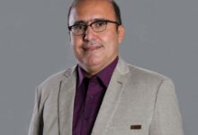 الدالي يحذر من تورم ساق واحدة بشكل مفاجئ: علامة قد تكشف الإصابة بجلطات الأوردة