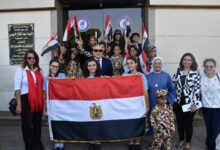 محافظ الأقصر يضع إكليلًا من الزهور على النصب التذكاري للجندي المجهول.احتفالًا بالذكرى الـ53 لانتصارات أكتوبر 